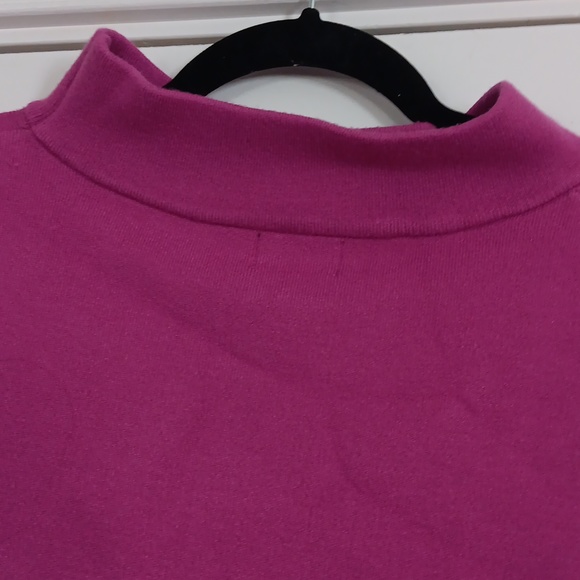 Fate pink 3/4 bell sleeve sweater nwt size Small hot pink - Picture 4 of 4